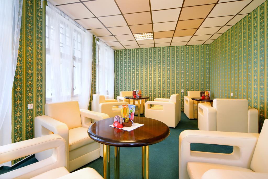 Palace Club スピンドレルフ・ムリン エクステリア 写真