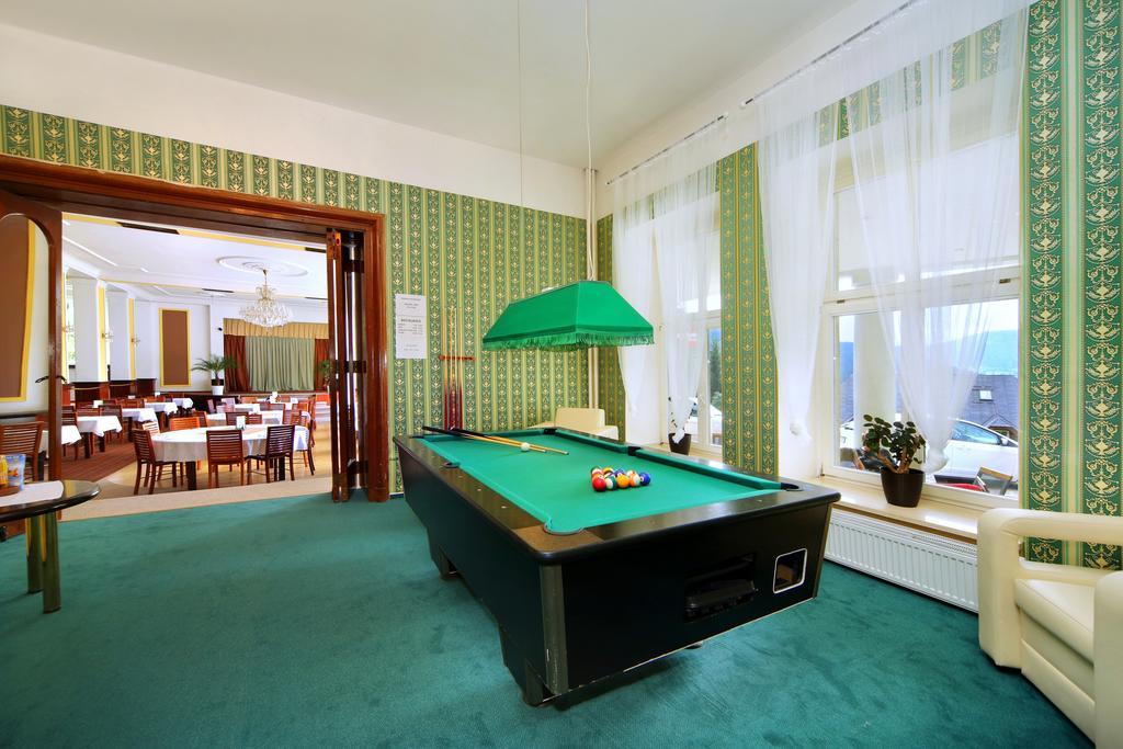 Palace Club スピンドレルフ・ムリン エクステリア 写真