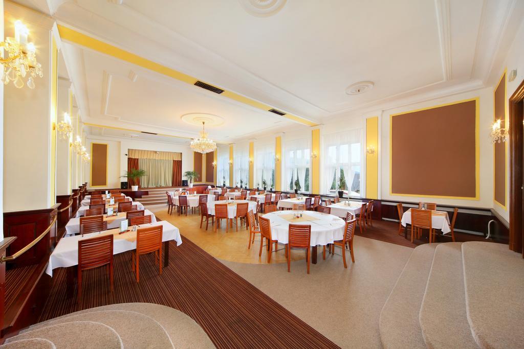 Palace Club スピンドレルフ・ムリン エクステリア 写真